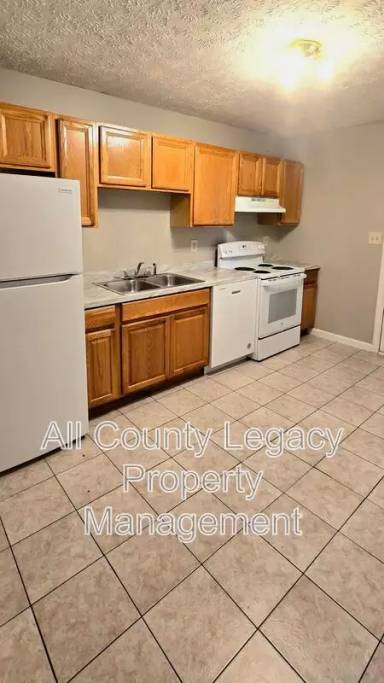 Main picture of 26 Maria Cir