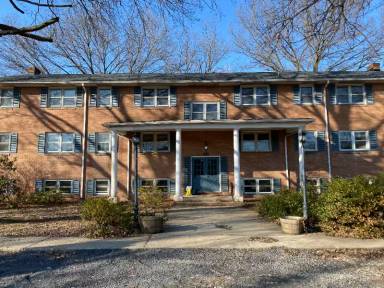 Main picture of 411 Poplar Ave