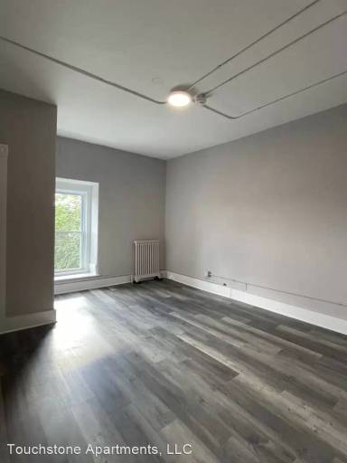 Main picture of 2 Franklin St