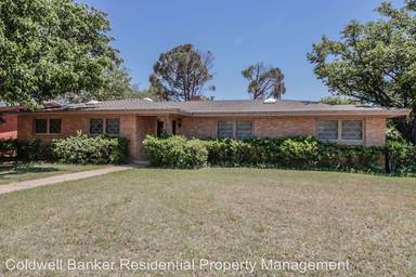 Main picture of 4205 46th St