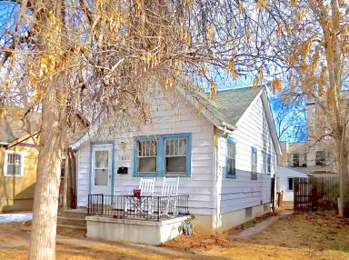 Main picture of 1850 S Williams St