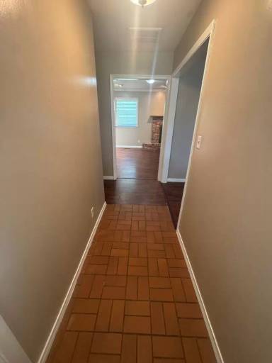 Main picture of 1217 SE Greystone Ave