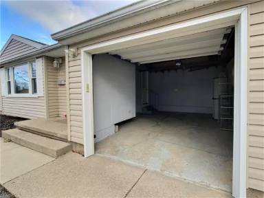 Main picture of 156 Ripplewood Dr
