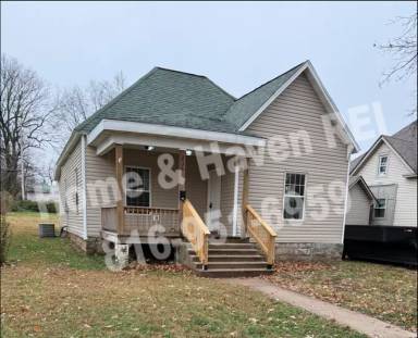 Main picture of 830 W Scott St