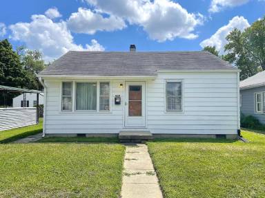 Main picture of 4301 E 21st St