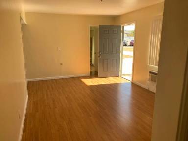 Main picture of 4647 Jurupa Ave