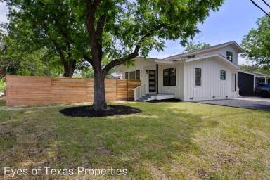 Main picture of 7507 Yates Ave