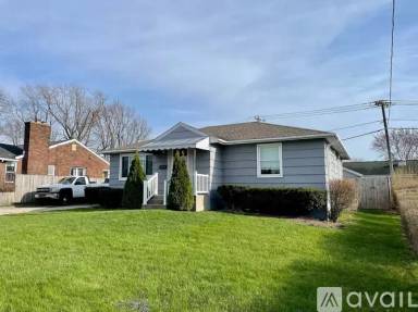 Main picture of 260 Waverly Ave