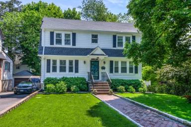 Main picture of 175 Greenridge Ave