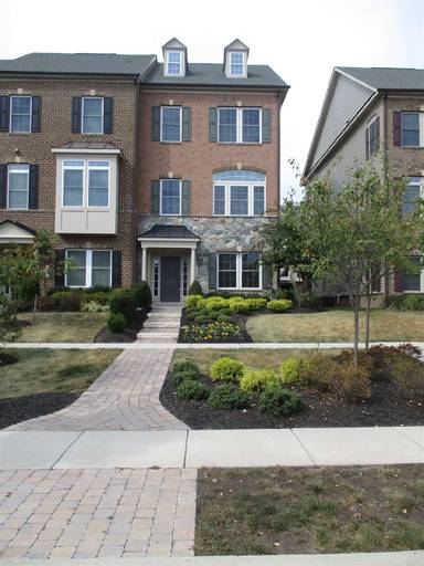 Main picture of 7429 Matapan Dr