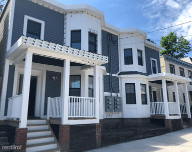 Main picture of 255 1st St