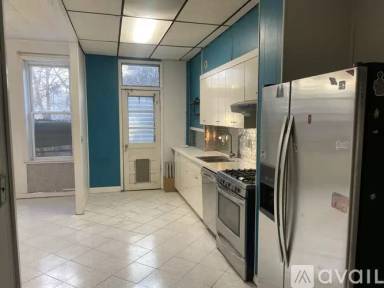 Main picture of 172 Windsor Pl