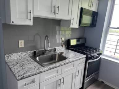 Main picture of 2271 John F Kennedy Blvd