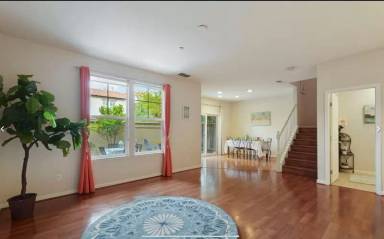 Main picture of 223 S Veracruz Pl