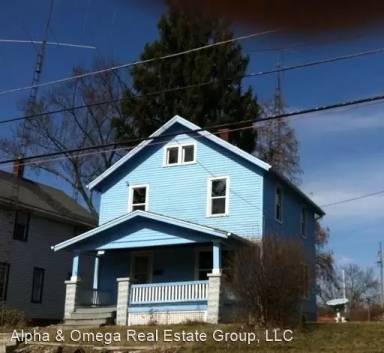 Main picture of 348 W 6th St