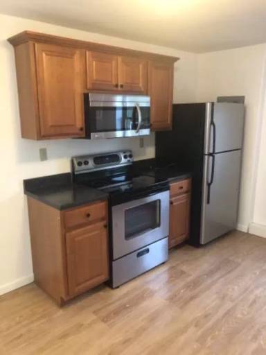 Main picture of 7901 Perry Hwy