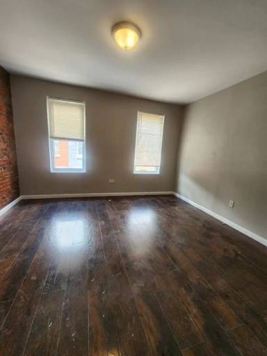 Main picture of 2061 E Clementine St