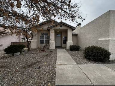 Main picture of 8310 Camino Paisano NW
