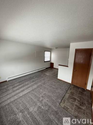 Main picture of 5121 University Ave NE