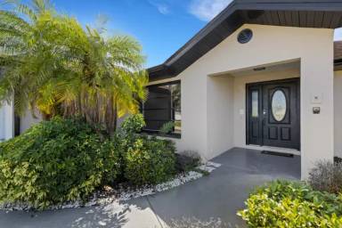 Main picture of 294 Rotonda Cir
