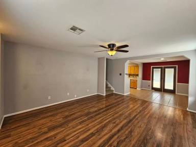 Main picture of 5704 Schneider Dr