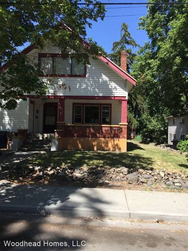 Main picture of 817 E 8th Ave