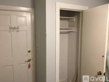 Main picture of 605 Forest View Rd