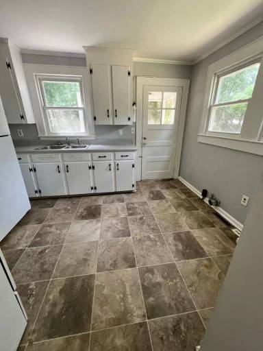 Main picture of 403 Concord Rd