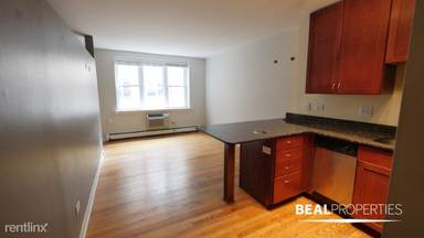 Main picture of 625 W Wrightwood Ave Apartments