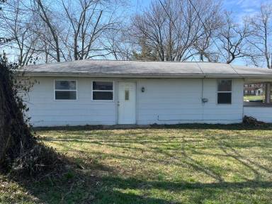 Main picture of 1707 Cross St