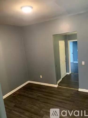 Main picture of 2354 Barnum Ave