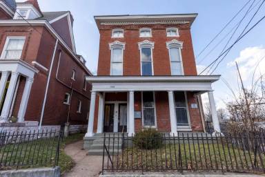 Main picture of 1142 S 6th St