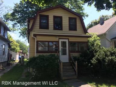 Main picture of 170 S 64th St