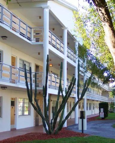 Main picture of 911 Washington Ave Apartments