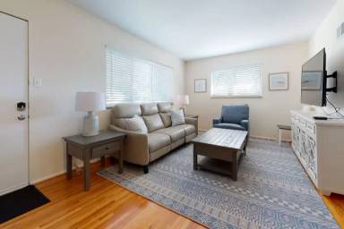 Main picture of 751 Chamberlain Pl