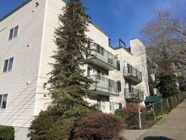 Main picture of 1110 W Howe St