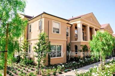 Main picture of 120 Overbrook