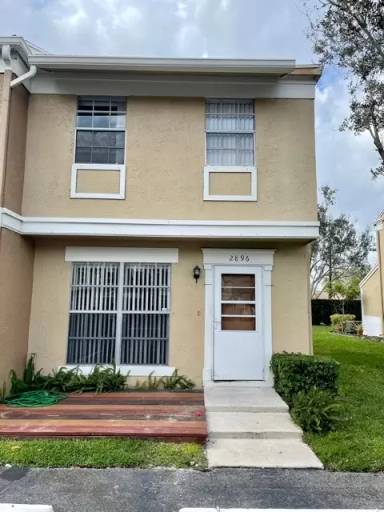 Main picture of 2896 S Edgehill Ln