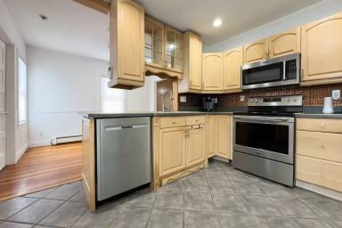Main picture of 544 North St