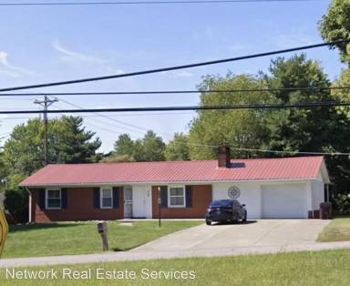 Main picture of 506 Pear Orchard Rd