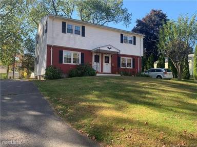 Main picture of 35 S Grove St