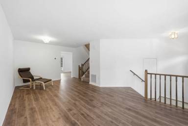 Main picture of 46733 Woodmint Ter