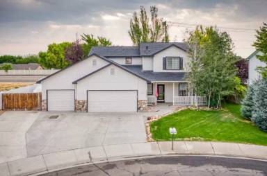 Main picture of 3062 N Firelight Pl