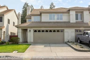 Main picture of 832 Syracuse Dr