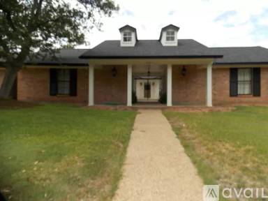 Main picture of 8241 Forest Ridge Dr