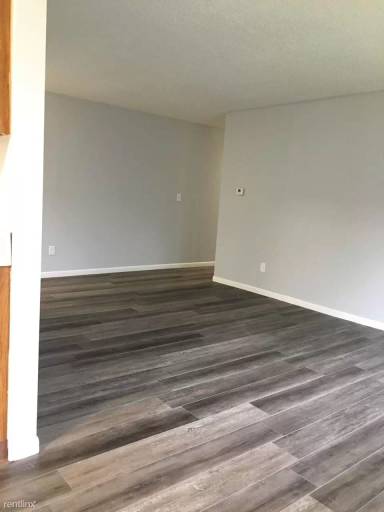 Main picture of River Walk Apartments