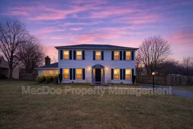 Main picture of 12009 Stansbury Dr