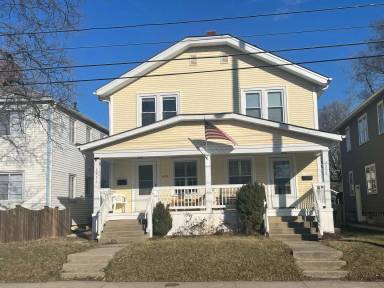 Main picture of 2890 Indianola Ave