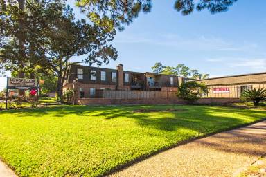 Main picture of Longfellow Apartments