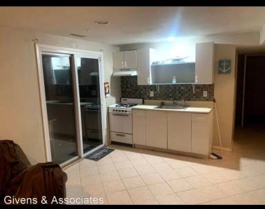 Main picture of 19 Biscayne Dr